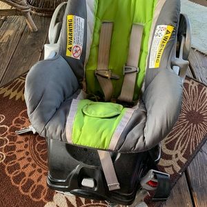 Infant car seat